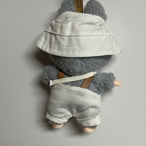 Designer Overalls Bucket Hat Bag 3 Piece Outfit For Labubu White - Picture 4 of 13